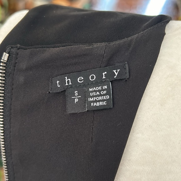 Theory Kalsing Continuous Peplum Top, Black szS - Picture 8 of 15